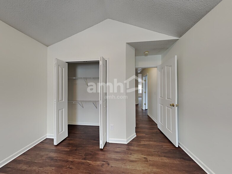 Building Photo - 212 Marcie Rush Ln