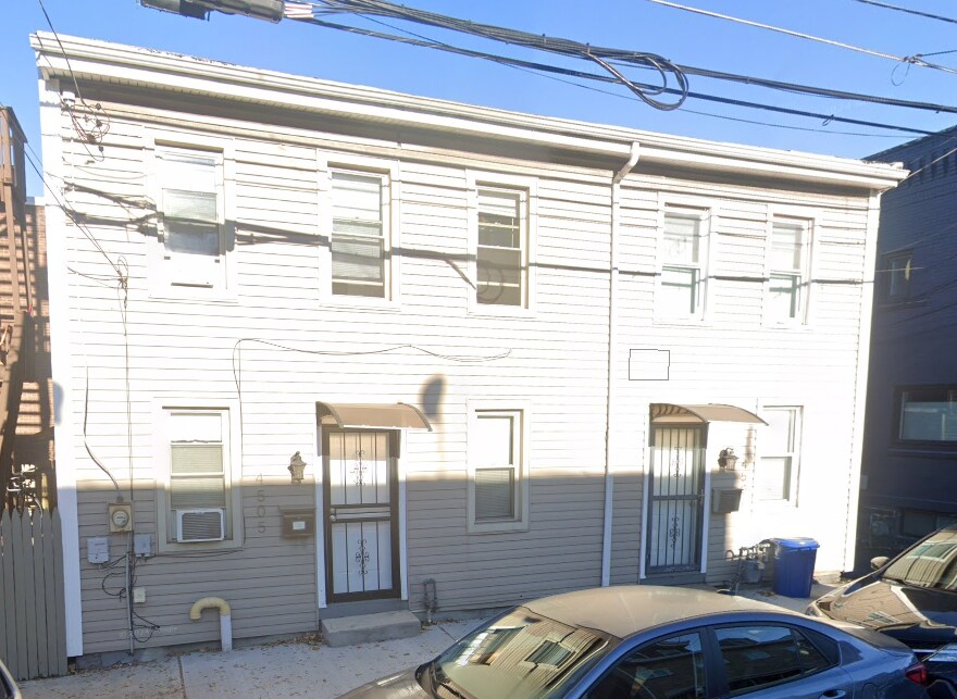 Building Photo - 4507 Davison St