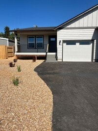 Building Photo - Brand New 2 Bedroom / 2 Bathroom Duplex in...