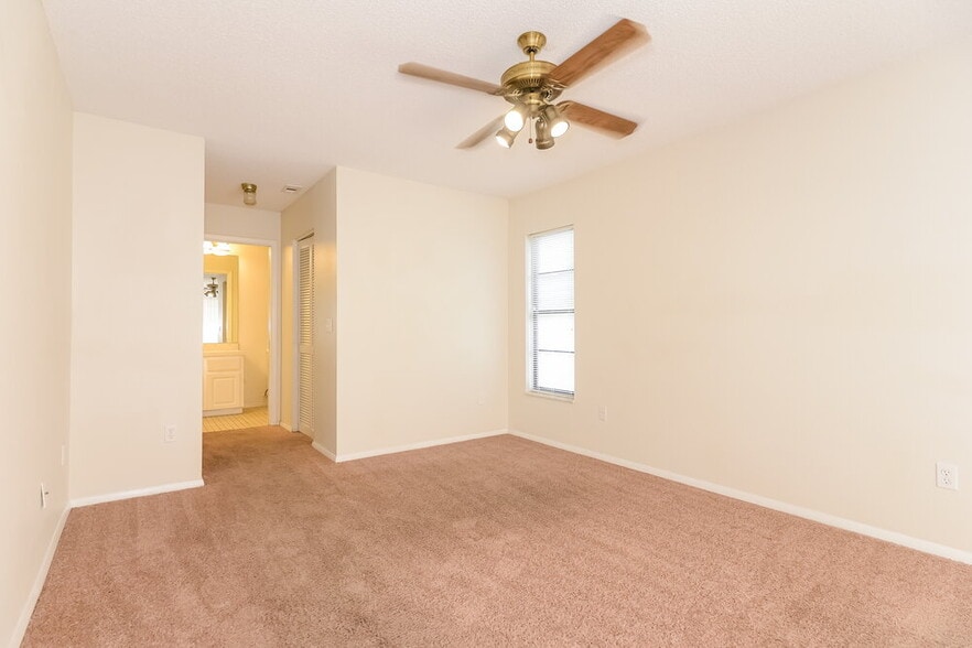 Building Photo - 7130 Arbor View Ln