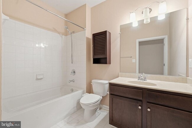 Building Photo - 44025 Vaira Terrace