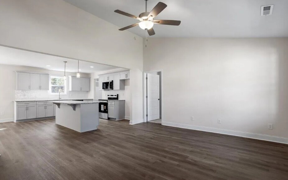 Building Photo - 476 Placid Pond Dr