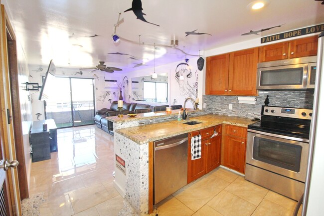 Building Photo - Kihei Shores -Furnished 2bed/2bath - Under...