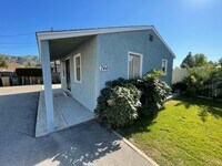 Building Photo - 740main