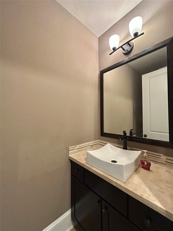 Building Photo - 3426 Stone Springs Dr