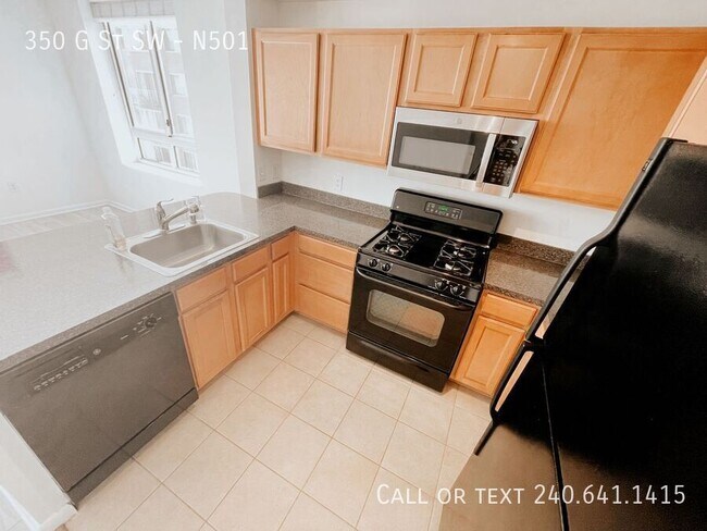 Building Photo - 350 G St SW