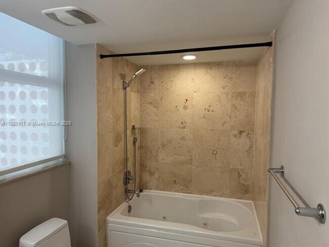 Building Photo - 41 SE 5th St