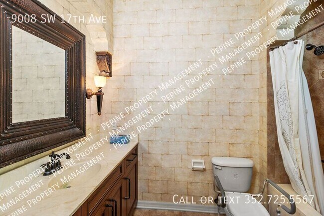 Building Photo - 9008 SW 17th Ave