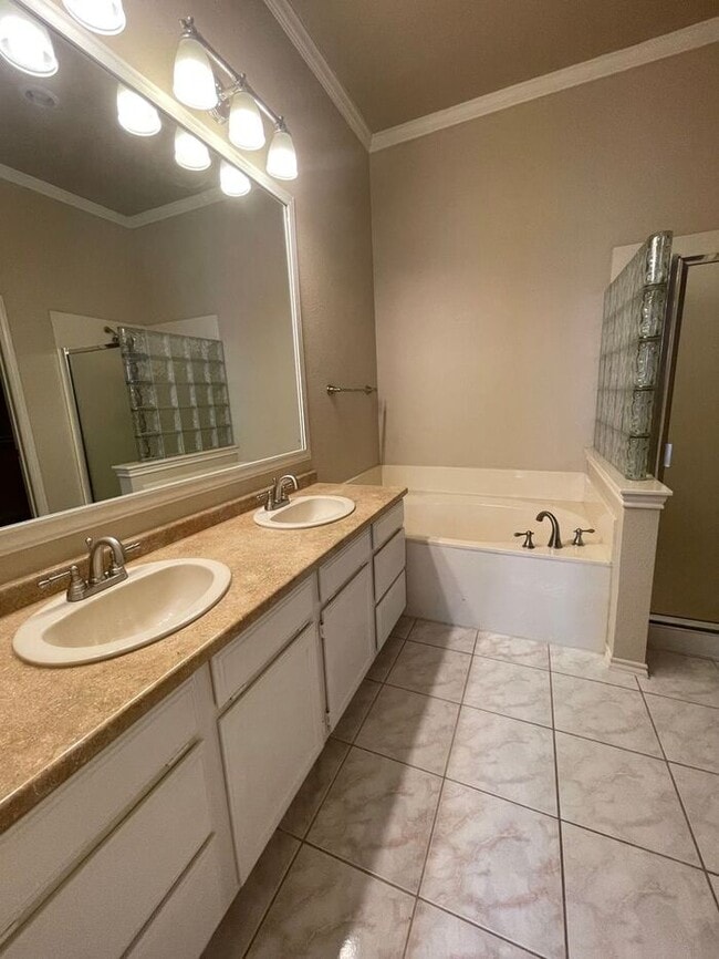 Building Photo - PICTURE PERFECT 3/2 Home in Superb Location in Highly Desirable Park Glen Neighborhood!(( Keller ...