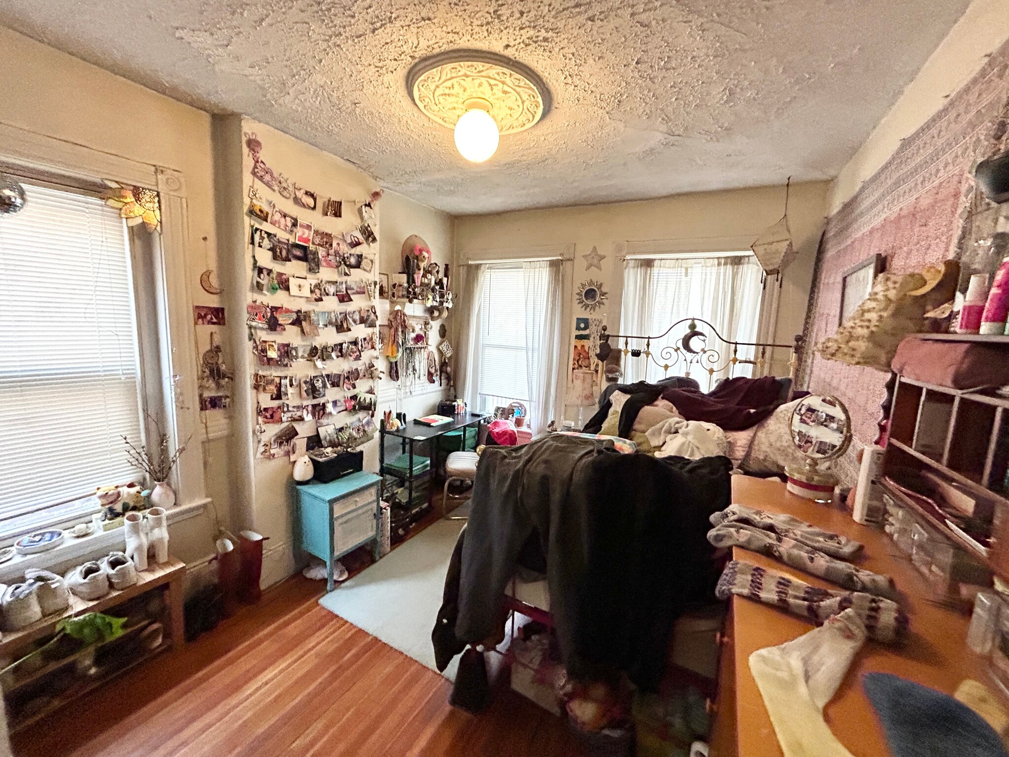 Building Photo - 96 Calumet St