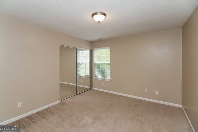 Building Photo - 3041 Sable Run Rd