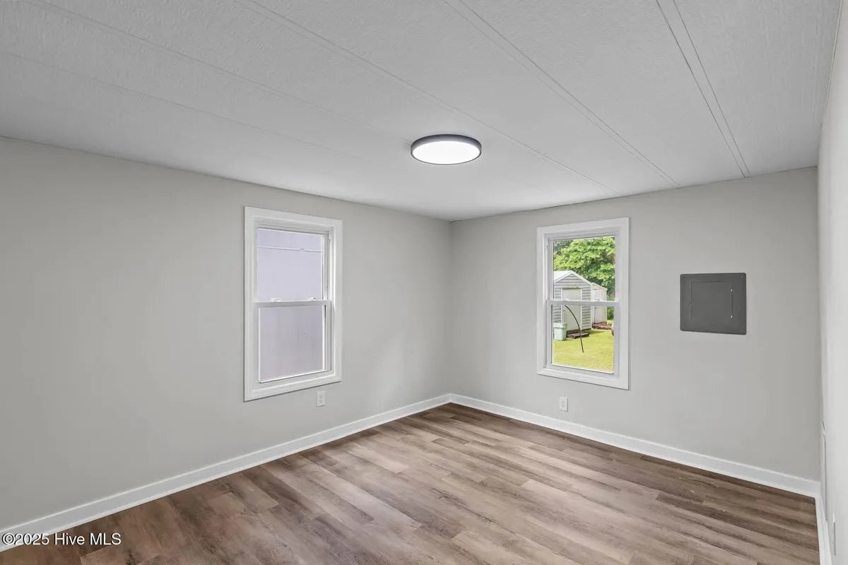 Building Photo - 136 Smedley Ln