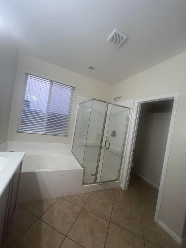 Building Photo - 83920 Corte La Morada