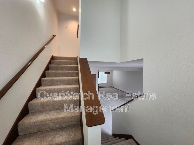 Building Photo - 1932 Beaver Pl