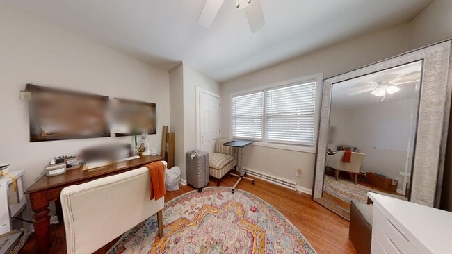 Building Photo - AVAILABLE NOW- SUBLEASE Short distance to Downtown Auburn--One of Kind Home on Sherwood Dr in Auburn