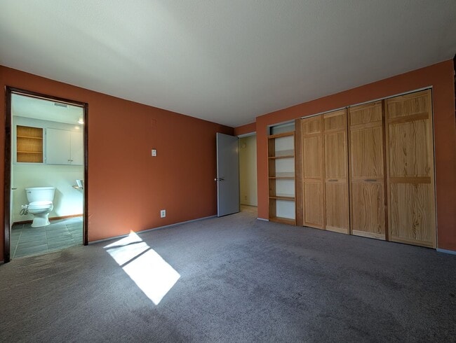 Building Photo - Fantastic 3-Bedroom, 2.5-Bath Home In East Eugene!