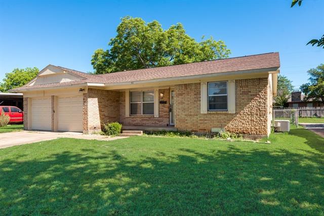 Building Photo - 311 Azalea Ln