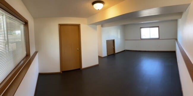 Building Photo - $2,100 / 4br - 1969ft2 - ?? Newman Lake 4B...