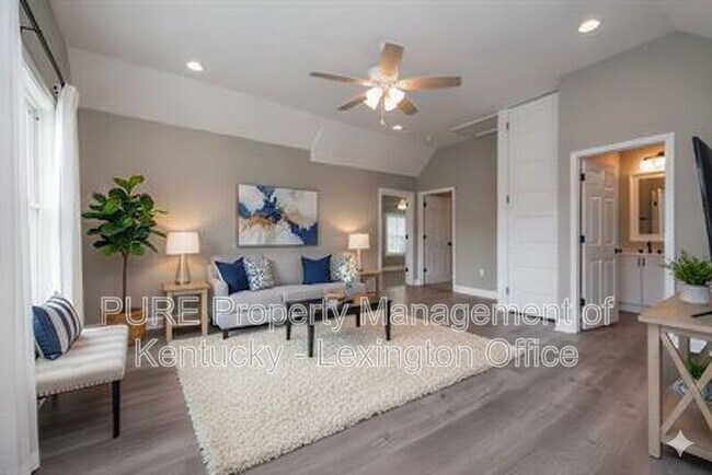 Building Photo - 103 Moberly Ave