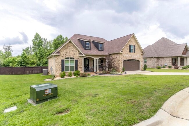 Building Photo - 102 Scarlet Oak Wy