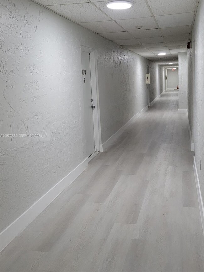 Building Photo - 17620 Atlantic Blvd