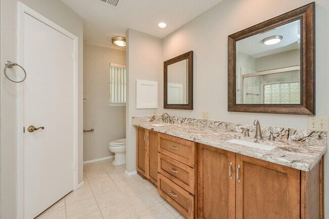 Building Photo - 2119 Landcircle Ct