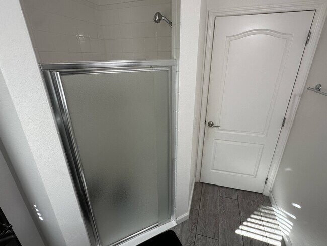 Building Photo - 7114 Brown Pelican Ct