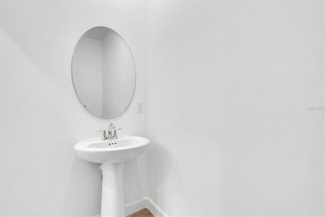 Building Photo - 15012 Lyla Ter