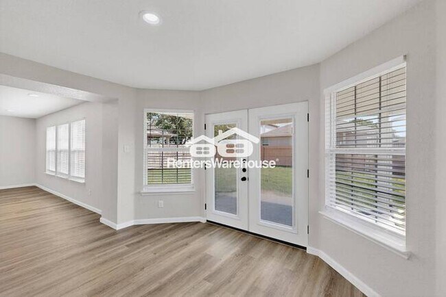 Building Photo - Haslet New Listing Completely Refreshed