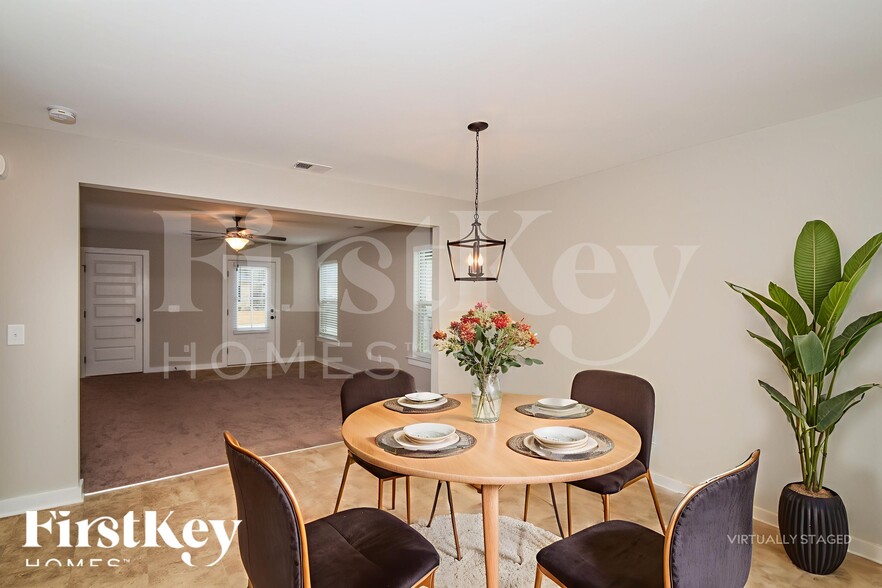 Building Photo - 155 Deer Creek Dr