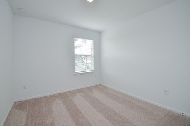 Building Photo - 1004 Laguna Cv Dr