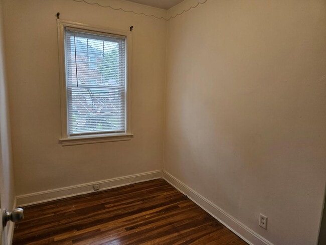 Building Photo - 42-07 Clearview Expy