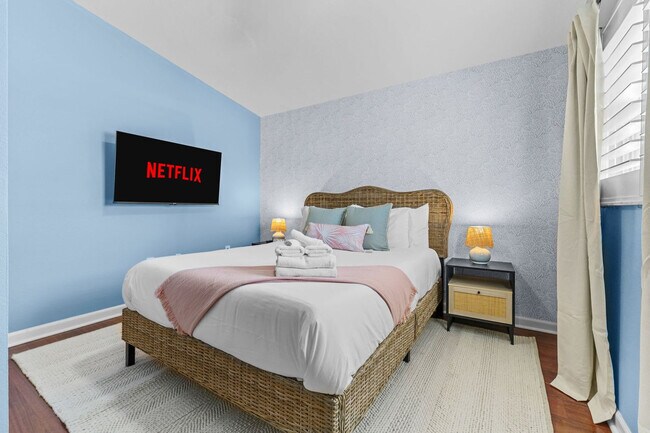 Building Photo - 9414 Laura Anne Dr