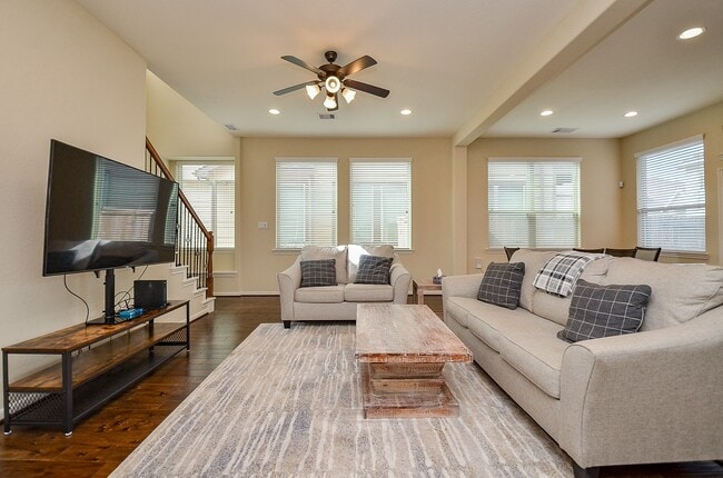 Building Photo - 12235 Stellano Ln