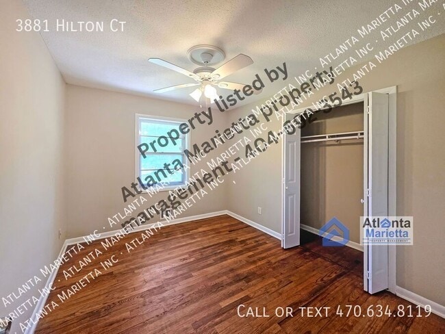 Building Photo - 3881 Hilton Ct