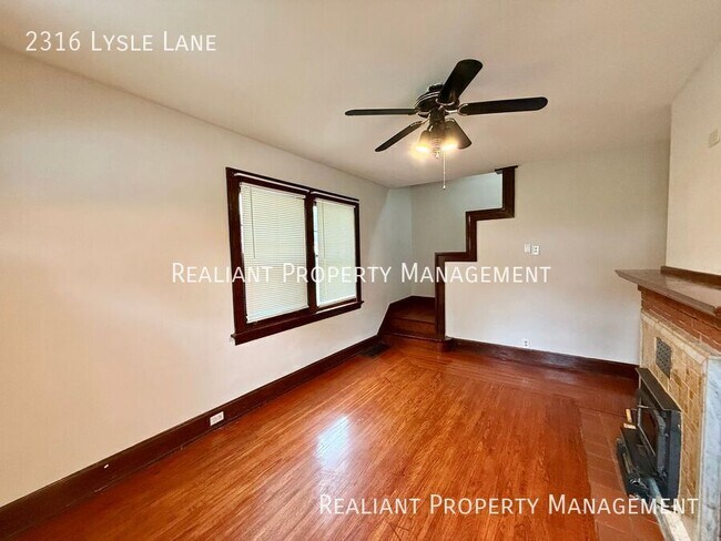 Building Photo - 2316 Lysle Ln