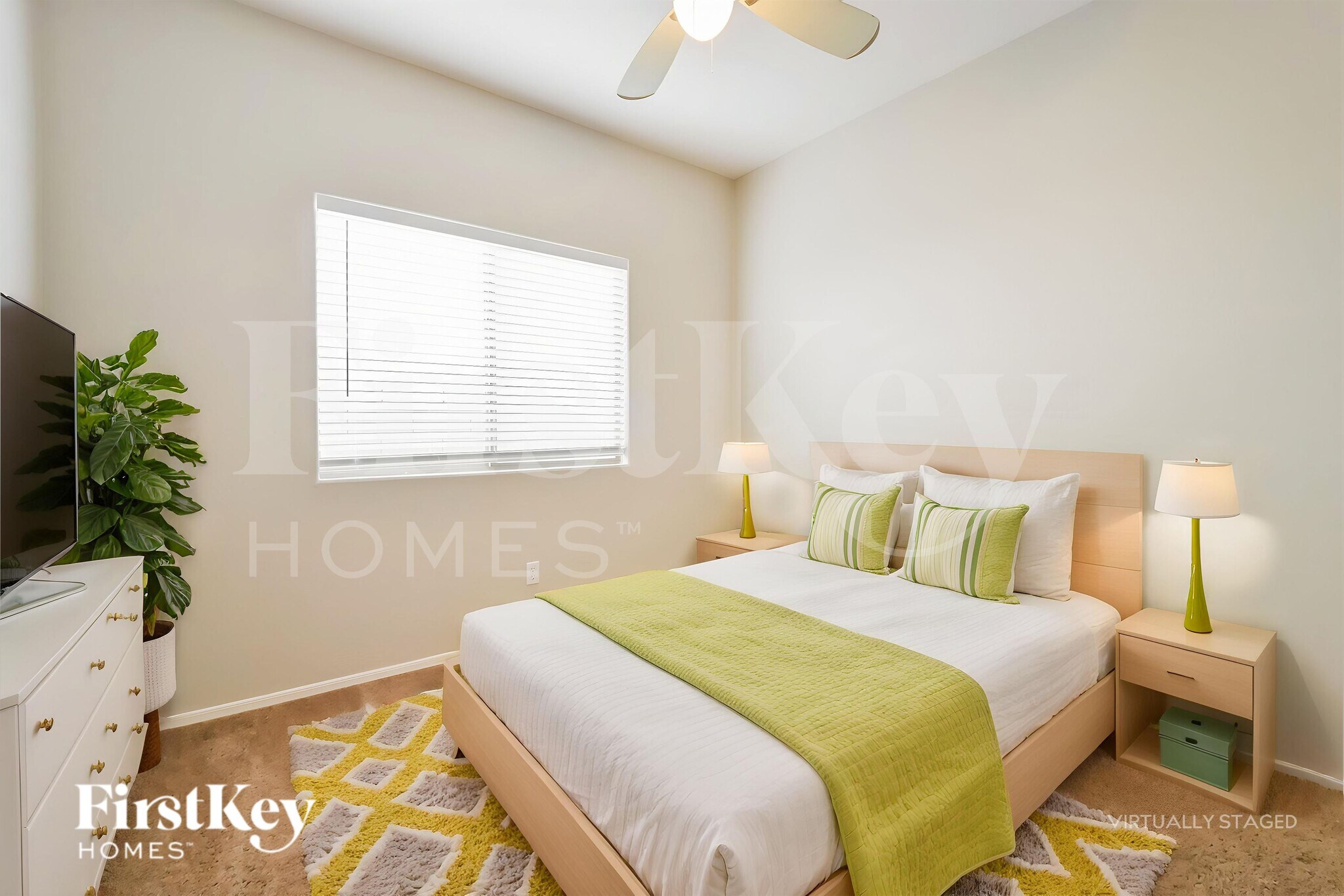 Building Photo - 3032 E Pinto Valley Rd