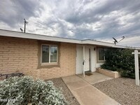 Building Photo - 10362 W Oakmont Dr