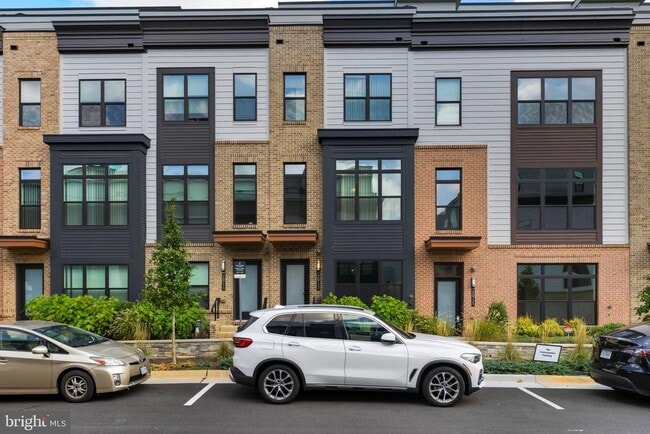 Building Photo - 2013 Tysons Ridgeline Rd