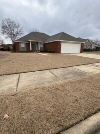 Building Photo - 918 Hallwood Ln