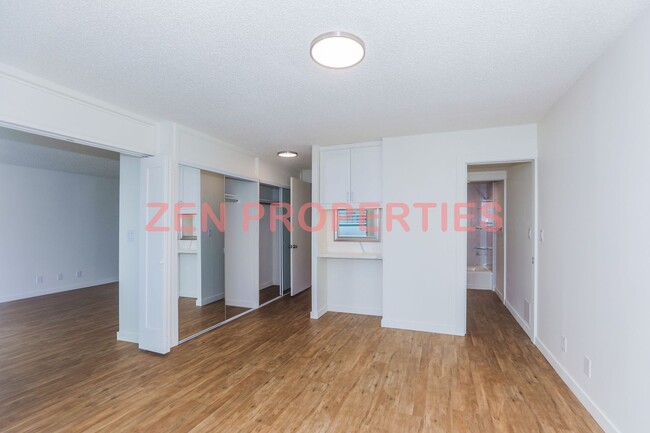 Building Photo - a 2 bedroom, 1.5 bath condo for rent at Ka...