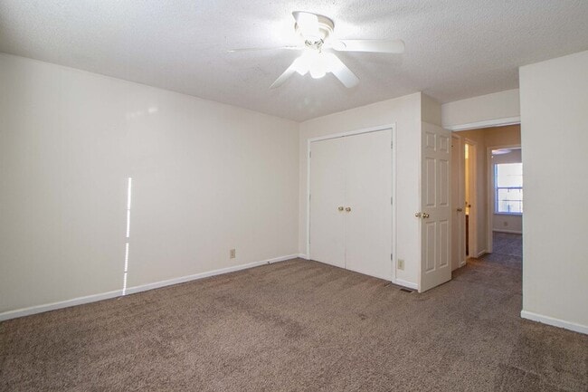 Building Photo - 108 Hickory Trace Rd