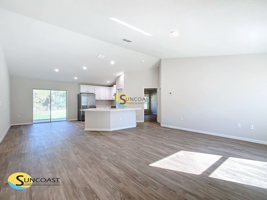 Building Photo - 2639 W Felton Ln