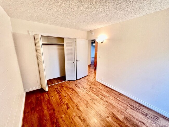 Building Photo - Waikalani Woodlands 2BD/1BA/2PK