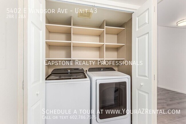 Building Photo - 5402 E Windsor Ave