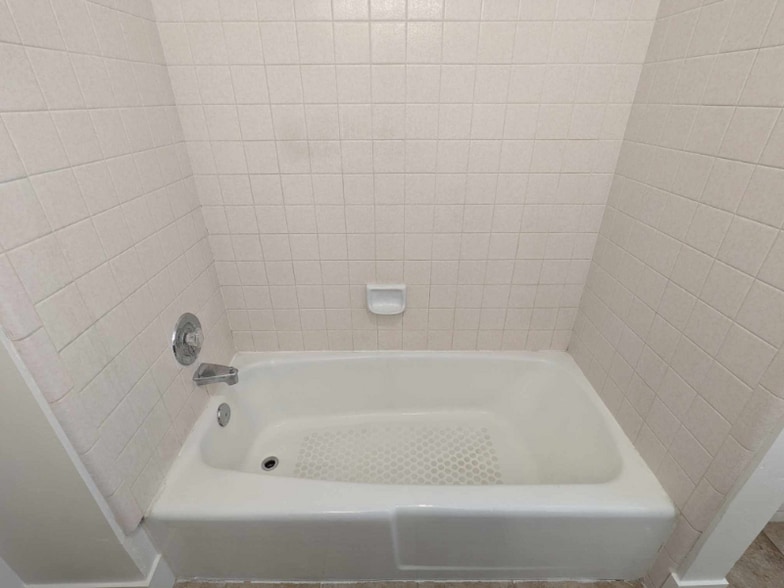 Building Photo - 2645 N 370 E