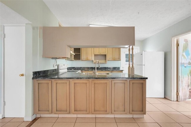 Building Photo - 107 Garrison Dr