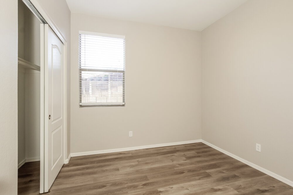 Building Photo - 8713 N 58th Ln