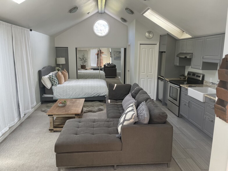 Open plan layout - 1715 Lincoln Ave