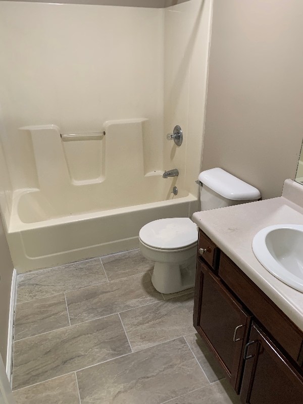 Building Photo - 330 Baldwin St SE